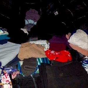 Tons of clothes size large